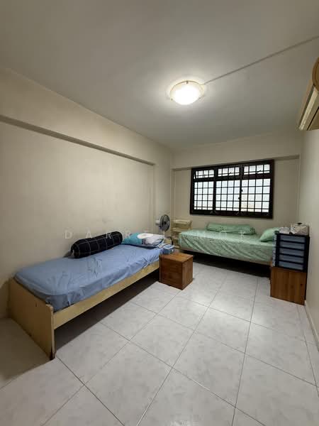 330 Sembawang Close, 330 Sembawang Close, 3 Bedrooms, 1,087 sqft, HDB Flat For Rent, by Darrel Mok, 500229670 - Bedroom - PropertyGuru.com.sg