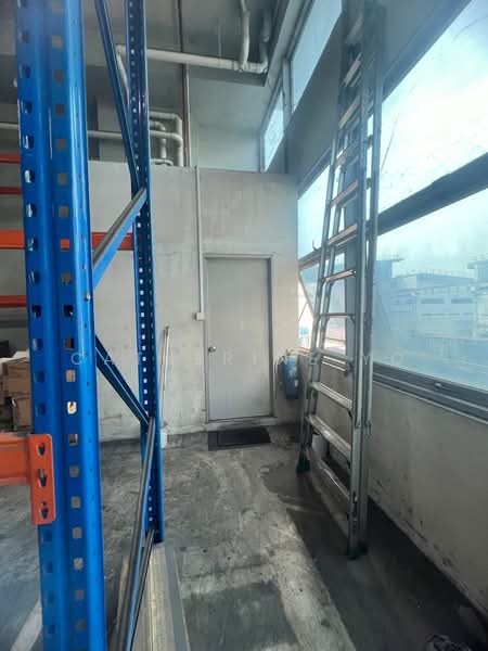 West Connect Building, 10 Buroh Street, Boon Lay / Jurong / Tuas, 2,819 sqft, Factory / Workshop (B2) For Sale, by Catherine Yo, 500229672 - CommercialGuru.com.sg