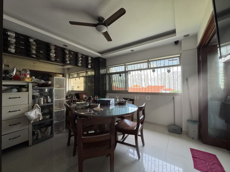 362 Woodlands Avenue 5, 362 Woodlands Avenue 5, 5 Bedrooms, 1,550 sqft, HDB Flat For Rent, by Bobby Ho, 500229677 - Dining Room - PropertyGuru.com.sg