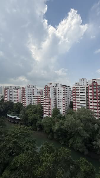 604 Elias Road, 604 Elias Road, 4 Bedrooms, 1,604 sqft, HDB Flat For Sale, by Joanne Chia 谢诗琳, 500229680 - Kitchen view - PropertyGuru.com.sg