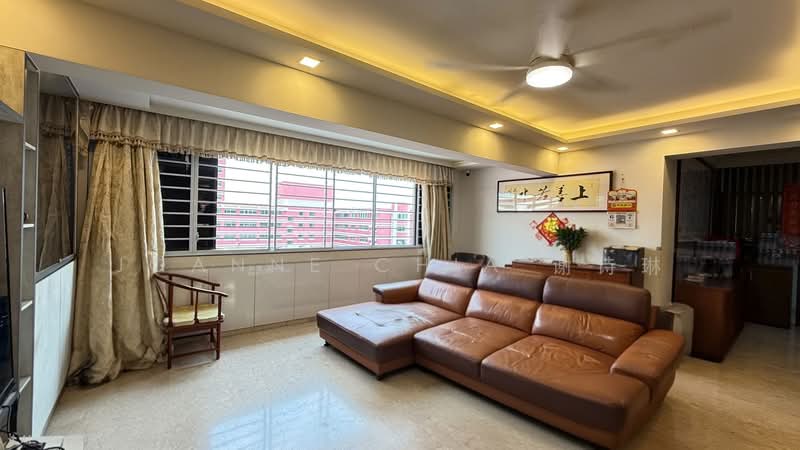 604 Elias Road, 604 Elias Road, 4 Bedrooms, 1,604 sqft, HDB Flat For Sale, by Joanne Chia 谢诗琳, 500229680 - Living Room - PropertyGuru.com.sg
