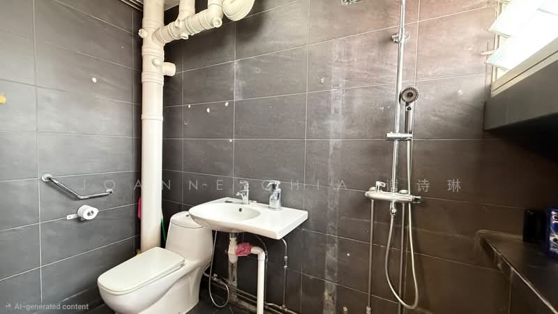 604 Elias Road, 604 Elias Road, 4 Bedrooms, 1,604 sqft, HDB Flat For Sale, by Joanne Chia 谢诗琳, 500229680 - Bathroom - PropertyGuru.com.sg