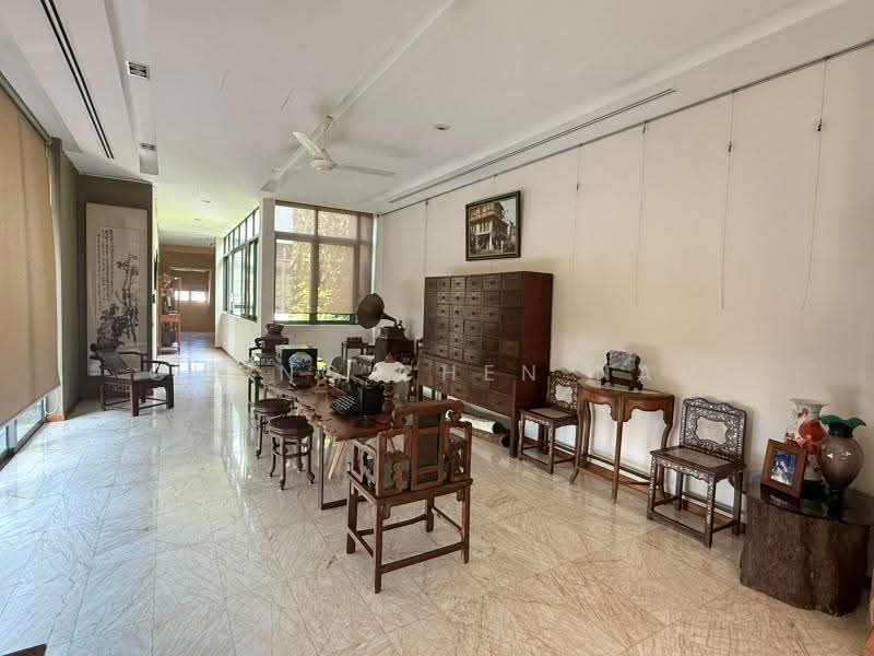 DUNBAR/FRANKEL DESIGNER HOUSE. 1KM TAONAN SCH. BRIGHT & AIRY, FRANKEL, DUNBAR WALK, COLDSTREAM, ROSEBURN, GREENFIELD, 6 Bedrooms, 5,900 sqft, Semi-Detached House For Sale, by Chong Chen Nam, 500229683 - Interior - PropertyGuru.com.sg