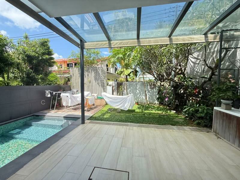 DUNBAR/FRANKEL DESIGNER HOUSE. 1KM TAONAN SCH. BRIGHT & AIRY, FRANKEL, DUNBAR WALK, COLDSTREAM, ROSEBURN, GREENFIELD, 6 Bedrooms, 5,900 sqft, Semi-Detached House For Sale, by Chong Chen Nam, 500229683 - Garden - PropertyGuru.com.sg
