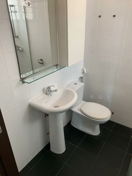 Studio near Little India Mrt, , Studio, 600 sqft, Condominium For Rent, by Kwan Wei Hoe, 500229684 - Bathroom - PropertyGuru.com.sg