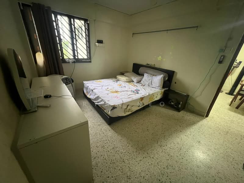 6 Hougang Avenue 3, 6 Hougang Avenue 3, 2 Bedrooms, 635 sqft, HDB Flat For Rent, by Bryan Neo, 500229695 - Bedroom - PropertyGuru.com.sg