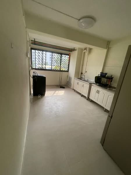 6 Hougang Avenue 3, 6 Hougang Avenue 3, 2 Bedrooms, 635 sqft, HDB Flat For Rent, by Bryan Neo, 500229695 - Kitchen - PropertyGuru.com.sg