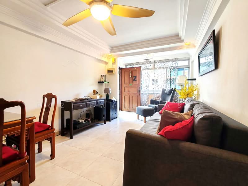 87 Commonwealth Close, 87 Commonwealth Close, 2 Bedrooms, 743 sqft, HDB Flat For Sale, by Rozi Faith Naser, 500229701 - Living Room - PropertyGuru.com.sg