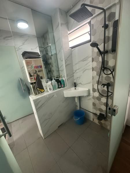 205 Toa Payoh North, 205 Toa Payoh North, 1 Bedroom, 807 sqft, HDB Flat For Rent, by Lina Seah, 500229702 - Bathroom - PropertyGuru.com.sg