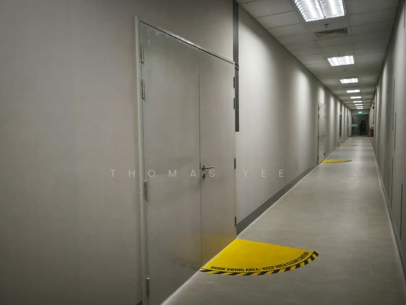 Changi Logistics Centre, 19 Loyang Way, Changi Airport / Changi Village, 1,065 sqft, Factory / Workshop (B2) For Rent, by Thomas Yee, 500229707 - Corridor - CommercialGuru.com.sg