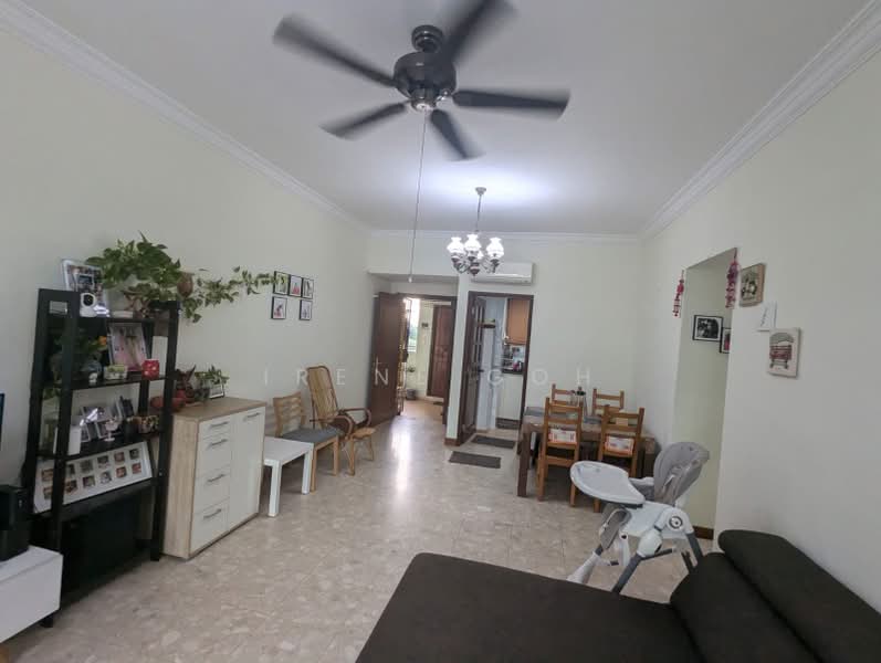 Eastvale, 31 Pasir Ris Drive 3, 3 Bedrooms, 1,195 sqft, Condominium For Sale, by Irene Goh, 500229708 - Living Room - PropertyGuru.com.sg