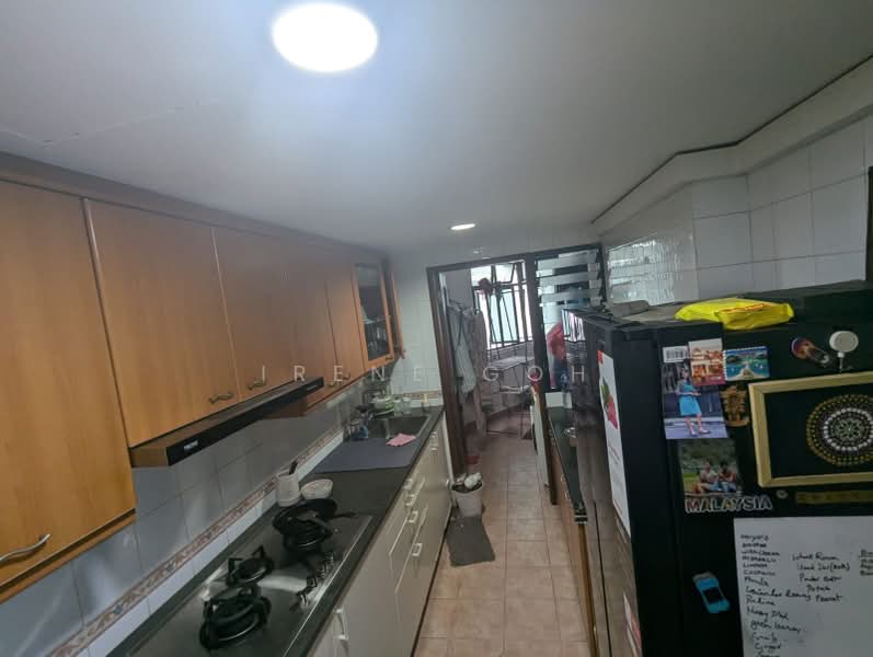 Eastvale, 31 Pasir Ris Drive 3, 3 Bedrooms, 1,195 sqft, Condominium For Sale, by Irene Goh, 500229708 - Kitchen - PropertyGuru.com.sg
