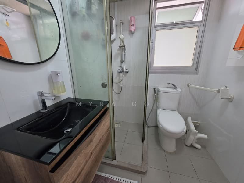 421C Northshore Drive, 421C Northshore Drive, 1 Bedroom, 506 sqft, HDB Flat For Sale, by Myra Goh, 500229714 - Bathroom - PropertyGuru.com.sg
