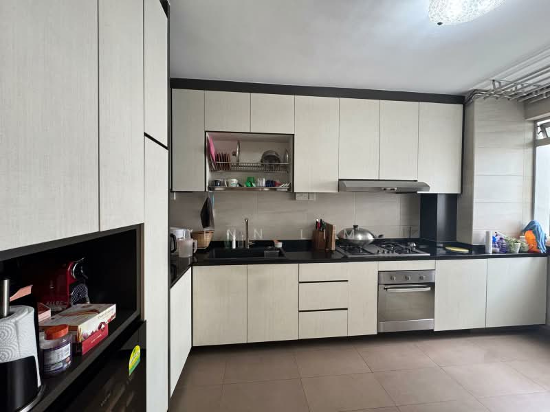 862 Tampines Street 83, 862 Tampines Street 83, 3 Bedrooms, 1,119 sqft, HDB Flat For Sale, by Kenn Lim, 500229719 - Kitchen - PropertyGuru.com.sg