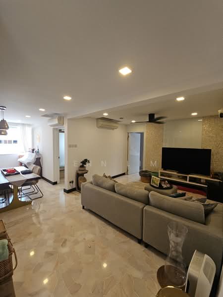 862 Tampines Street 83, 862 Tampines Street 83, 3 Bedrooms, 1,119 sqft, HDB Flat For Sale, by Kenn Lim, 500229719 - Living Room - PropertyGuru.com.sg