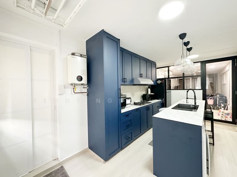 125 Bedok North Road, 125 Bedok North Road, 2 Bedrooms, 893 sqft, HDB Flat For Sale, by Teddy Ng Yu Ming, 500229731 - Kitchen - PropertyGuru.com.sg