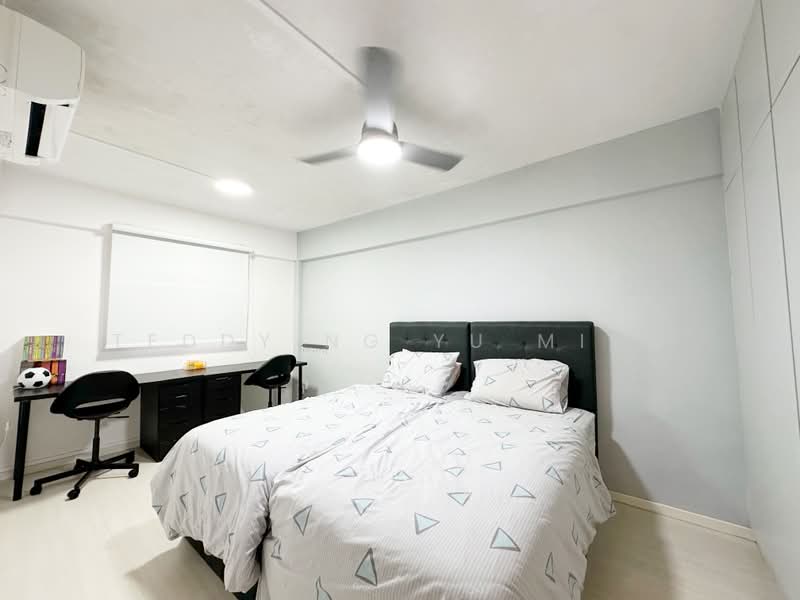 125 Bedok North Road, 125 Bedok North Road, 2 Bedrooms, 893 sqft, HDB Flat For Sale, by Teddy Ng Yu Ming, 500229731 - Bedroom - PropertyGuru.com.sg