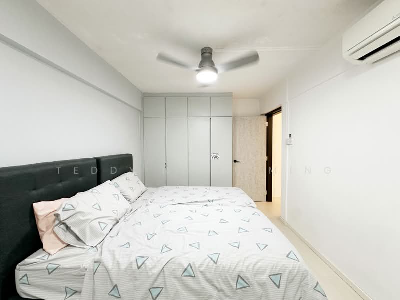 125 Bedok North Road, 125 Bedok North Road, 2 Bedrooms, 893 sqft, HDB Flat For Sale, by Teddy Ng Yu Ming, 500229731 - Bedroom - PropertyGuru.com.sg