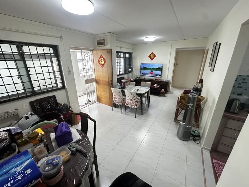 508 Jelapang Road, 508 Jelapang Road, 3 Bedrooms, 968 sqft, HDB Flat For Sale, by Desmond Toh (卓文财), 500229733 - Living Room - PropertyGuru.com.sg