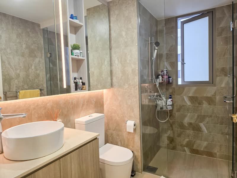 The Vales, 83 Anchorvale Crescent, 5 Bedrooms, 1,593 sqft, Condominium For Sale, by Sheryl Chan, 500229737 - Bathroom - PropertyGuru.com.sg