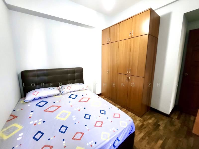 Global Ville, 20 Jalan Raja Udang, 2 Bedrooms, 905 sqft, Condominium For Rent, by Florence Zheng Zhen, 500229739 - Bedroom - PropertyGuru.com.sg