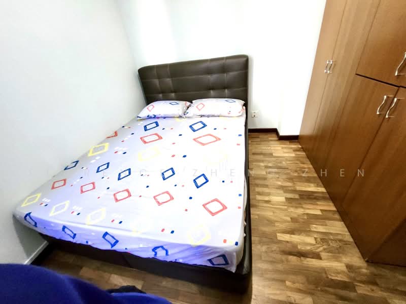 Global Ville, 20 Jalan Raja Udang, 2 Bedrooms, 905 sqft, Condominium For Rent, by Florence Zheng Zhen, 500229739 - Bedroom - PropertyGuru.com.sg