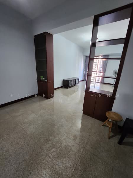 Global Ville, 20 Jalan Raja Udang, 2 Bedrooms, 905 sqft, Condominium For Rent, by Florence Zheng Zhen, 500229739 - Living Room - PropertyGuru.com.sg