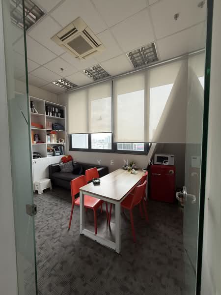 CT Hub, 2 Kallang Avenue, 2,002 sqft, Light Industrial (B1) For Rent, by Kee Yen Ng, 500229741 - Interior - CommercialGuru.com.sg