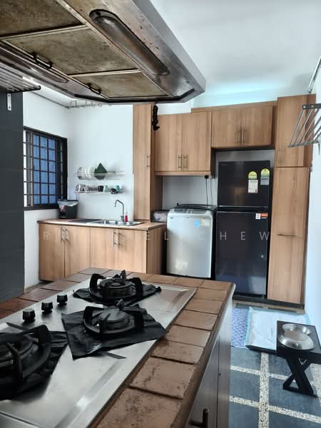 552 Jurong West Street 42, 552 Jurong West Street 42, Boon Lay / Jurong / Tuas, 3 Bedrooms, 1,453 sqft, HDB Flat For Sale, by Rachael Chew, 500229748 - Kitchen - PropertyGuru.com.sg