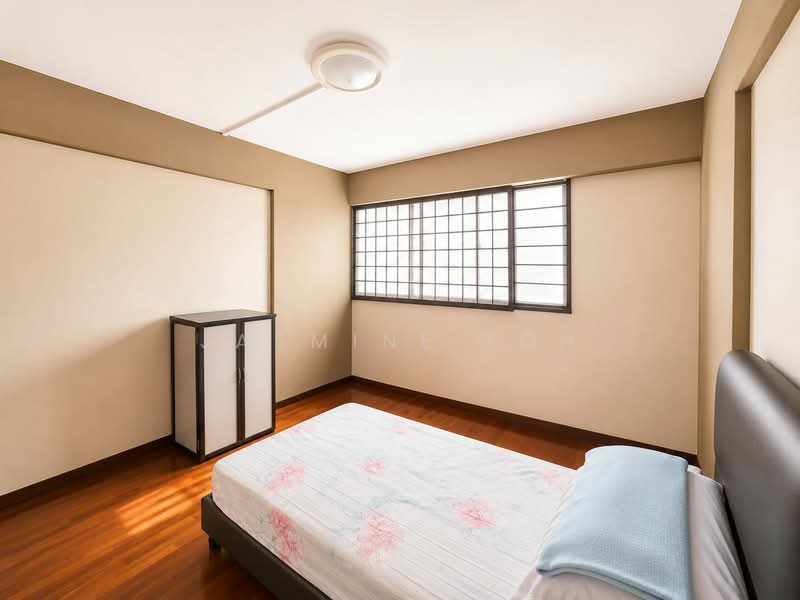712 Hougang Avenue 2, 712 Hougang Avenue 2, 3 Bedrooms, 1,593 sqft, HDB Flat For Sale, by Jasmine Toh, 500229752 - Bedroom - PropertyGuru.com.sg