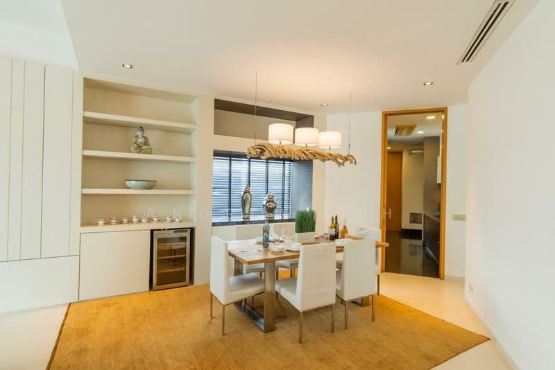 Belle Vue Residences, 33 Oxley Walk, 3 Bedrooms, 3,638 sqft, Condominium For Sale, by Andrew Goh, 500229753 - Dining Room - PropertyGuru.com.sg