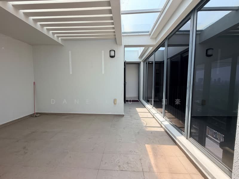The Lakefront Residences, 46 Lakeside Drive, 4 Bedrooms, 2,422 sqft, Condominium For Sale, by Dane Kau 高国豪, 500229754 - Balcony - PropertyGuru.com.sg
