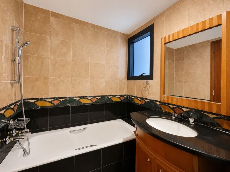 River Place, 60 Havelock Road, 4 Bedrooms, 2,067 sqft, Condominium For Sale, by Casey Koo 古家进, 500229760 - Bathroom - PropertyGuru.com.sg