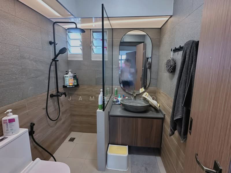 618B Tampines Street 61, 618B Tampines Street 61, 3 Bedrooms, 1,001 sqft, HDB Flat For Sale, by James Yeo, 500229764 - Bathroom - PropertyGuru.com.sg