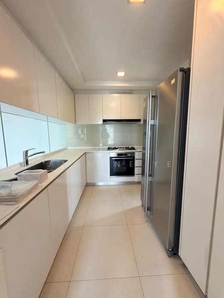 The Lakefront Residences, 46 Lakeside Drive, 4 Bedrooms, 2,422 sqft, Condominium For Sale, by Jasmine Ye, 500229767 - Kitchen - PropertyGuru.com.sg