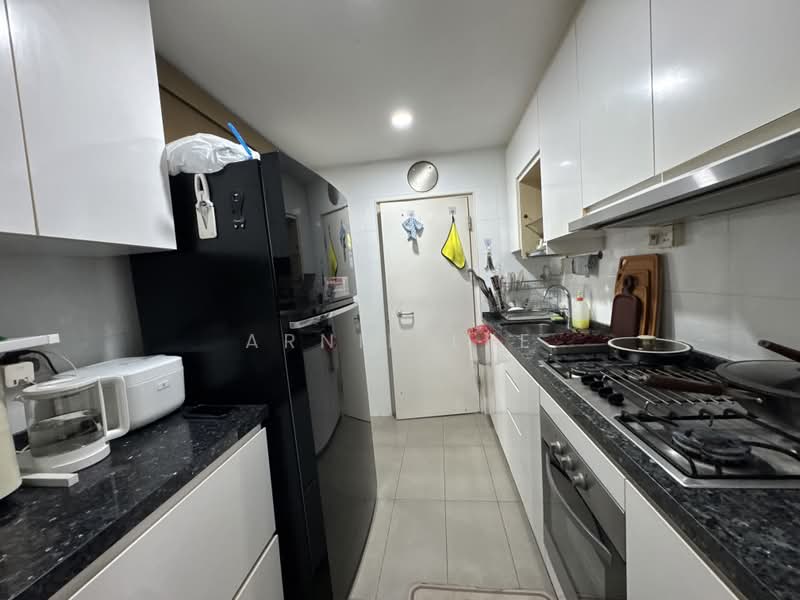 CityLife @ Tampines, , 4 Bedrooms, 1,432 sqft, Executive Condominium For Rent, by ARNIE LEE, 500229771 - Kitchen - PropertyGuru.com.sg