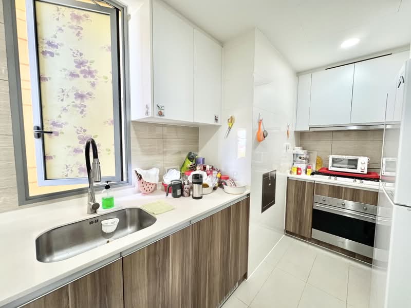 The Glades, 8 Bedok Rise, Room Rental, 100 sqft, Condominium For Rent, by Caleb Peh, 500229772 - Kitchen - PropertyGuru.com.sg