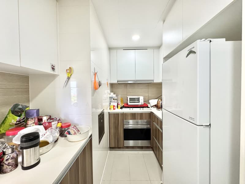 The Glades, 8 Bedok Rise, Room Rental, 100 sqft, Condominium For Rent, by Caleb Peh, 500229772 - Kitchen - PropertyGuru.com.sg