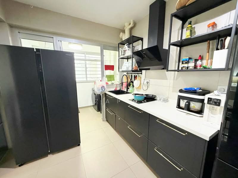 109D Canberra Walk, 109D Canberra Walk, 3 Bedrooms, 1,011 sqft, HDB Flat For Sale, by Zai ., 500229774 - Kitchen - PropertyGuru.com.sg
