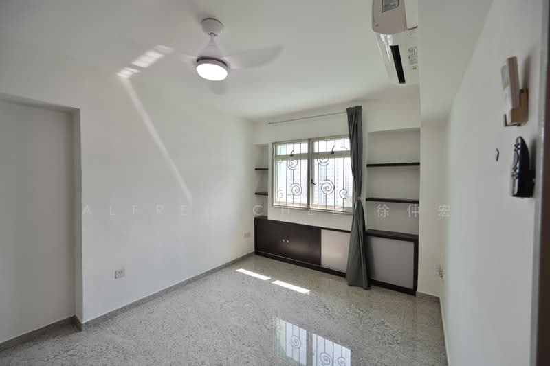 128B Punggol Field Walk, 128B Punggol Field Walk, 3 Bedrooms, 1,184 sqft, HDB Flat For Sale, by Alfred Chee 徐仲宏, 500229777 - Spacious Bedroom 2 - PropertyGuru.com.sg