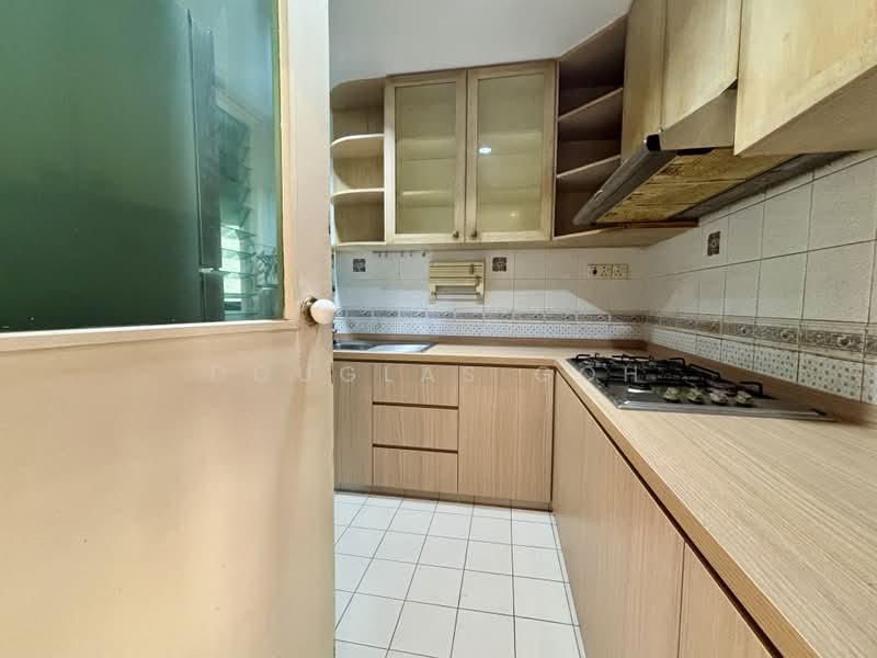Astoria Park, 28 Lorong Mydin, 2 Bedrooms, 958 sqft, Condominium For Sale, by Douglas Goh, 500229811 - Kitchen - PropertyGuru.com.sg