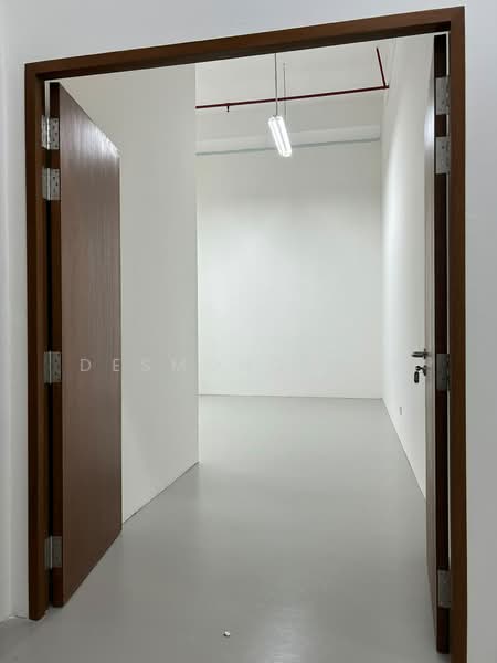 Sindo Industrial Building, 66 Tannery Lane, 394 sqft, Light Industrial (B1) For Rent, by Desmond Foo, 500229817 - Interior - CommercialGuru.com.sg