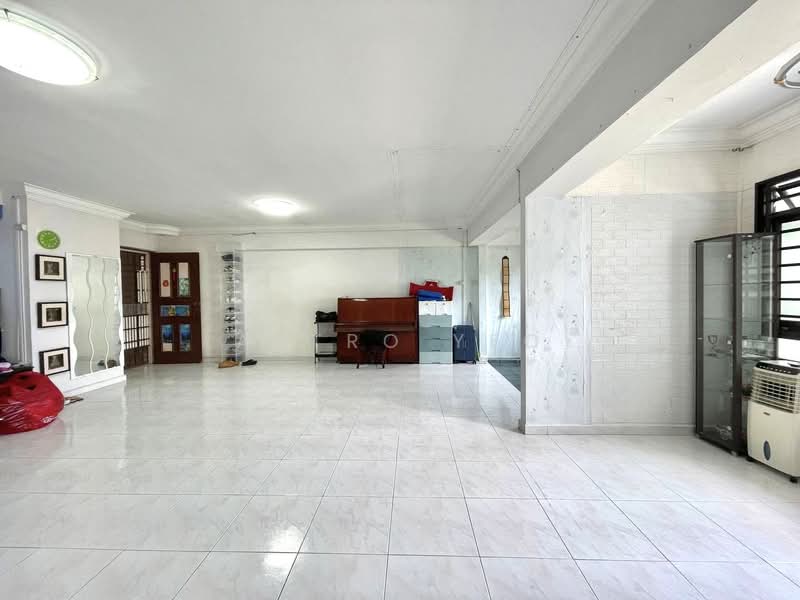 291B Bukit Batok Street 24, 291B Bukit Batok Street 24, 3 Bedrooms, 1,302 sqft, HDB Flat For Sale, by Astro Yeo, 500229820 - Living Room - PropertyGuru.com.sg