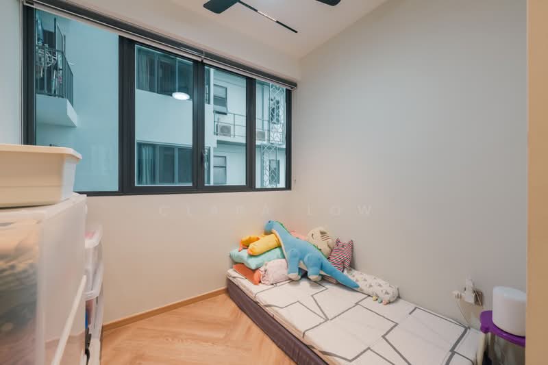Gem Residences, 3 Lorong 5 Toa Payoh, 3 Bedrooms, 947 sqft, Condominium For Sale, by Clara Low, 500229824 - Bedroom - PropertyGuru.com.sg