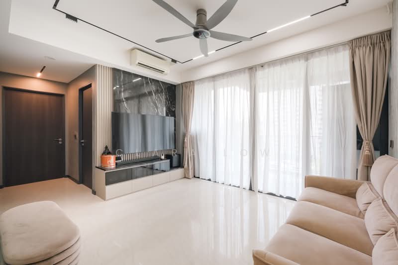 Gem Residences, 3 Lorong 5 Toa Payoh, 3 Bedrooms, 947 sqft, Condominium For Sale, by Clara Low, 500229824 - Living Room - PropertyGuru.com.sg