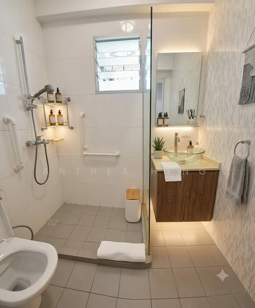 801B Keat Hong Close, 801B Keat Hong Close, Dairy Farm / Bukit Panjang / Choa Chu Kang, 3 Bedrooms, 990 sqft, HDB Flat For Sale, by Anthea Heng, 500229827 - Bathroom - PropertyGuru.com.sg