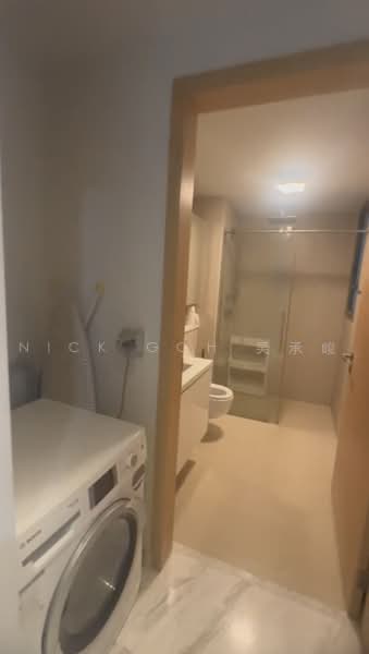 The Viridian, 6 Jalan Ampas, 1 Bedroom, 527 sqft, Condominium For Rent, by Nick Goh 吴承峻, 500229833 - Bathroom - PropertyGuru.com.sg
