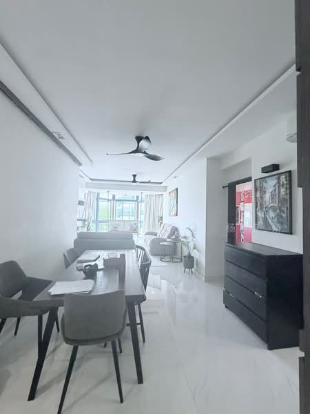 Sanctuary Green, 187 Tanjong Rhu Road, 3 Bedrooms, 1,399 sqft, Condominium For Rent, by Anthea Yeo 杨丽娇, 500229837 - Dining Room - PropertyGuru.com.sg