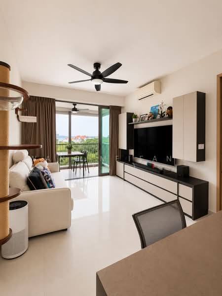 Ripple Bay, 6 Pasir Ris Link, 2 Bedrooms, 775 sqft, Condominium For Sale, by Wang Meifang (Fae), 500229845 - Living Room - PropertyGuru.com.sg