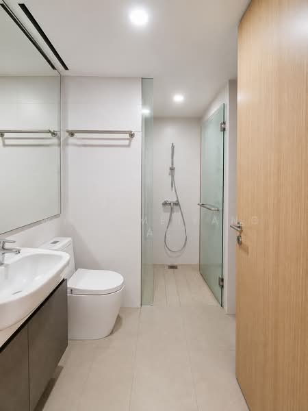 Ripple Bay, 6 Pasir Ris Link, 2 Bedrooms, 775 sqft, Condominium For Sale, by Wang Meifang (Fae), 500229845 - Bathroom - PropertyGuru.com.sg